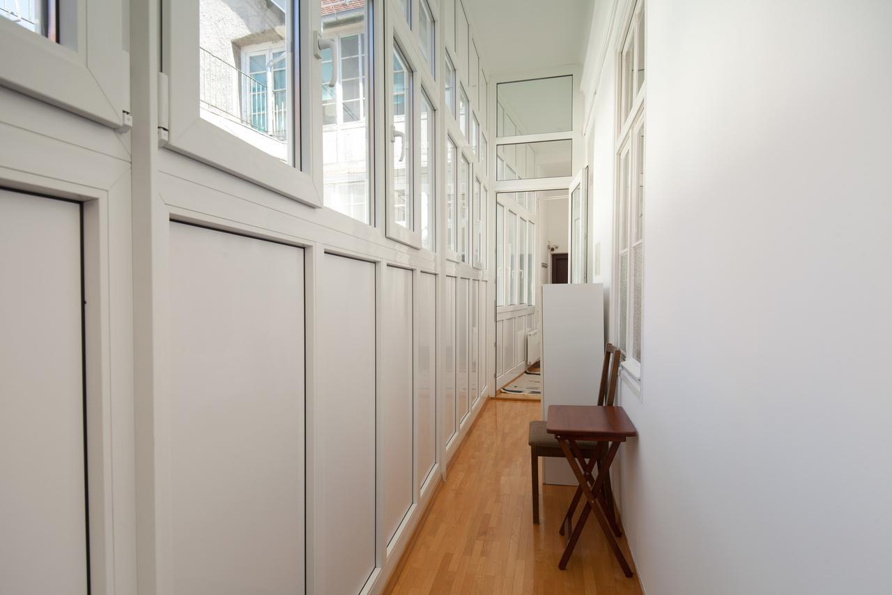 Charming Apartment Laura Tour As Ljubljana By Town Hall Liubliana Exterior foto